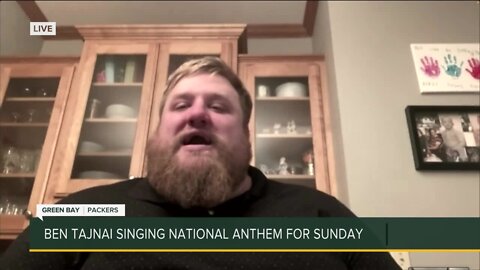 1-on-1 with Sunday's national anthem singer for the Packers