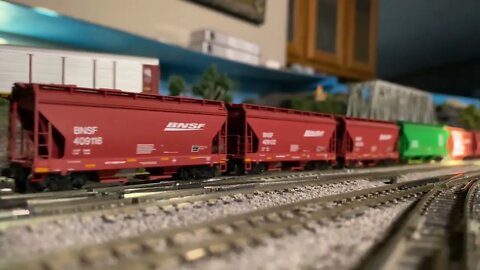 N Scale Dcc converted Kato Sd45 rolling out