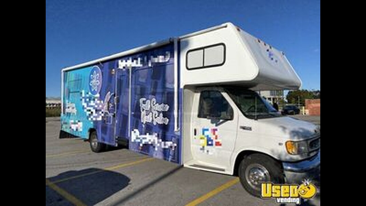 2000 - 26' Ford E-450 Super Duty Bus | Used Mobile Nail Salon Truck with Bathroom for Sale