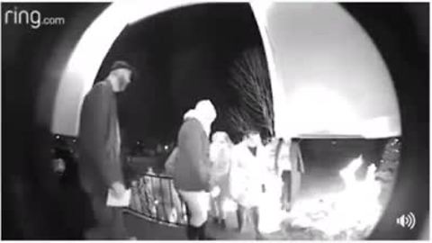 Home security camera helps spread holiday cheer