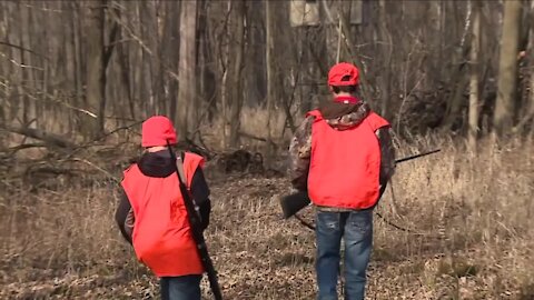 ODNR sees rise in next generation of deer hunters, who are shooting and spending big bucks in Ohio