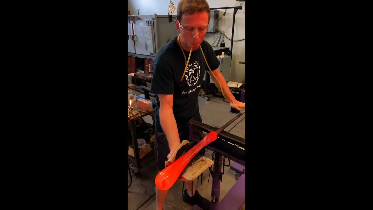 Glass Blowing the Starfish Piece!