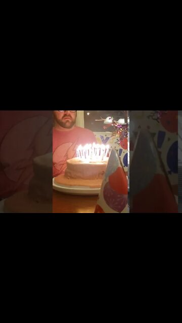 BLOWING OUT 29 CANDLES IN ONE QUICK PUFF!!