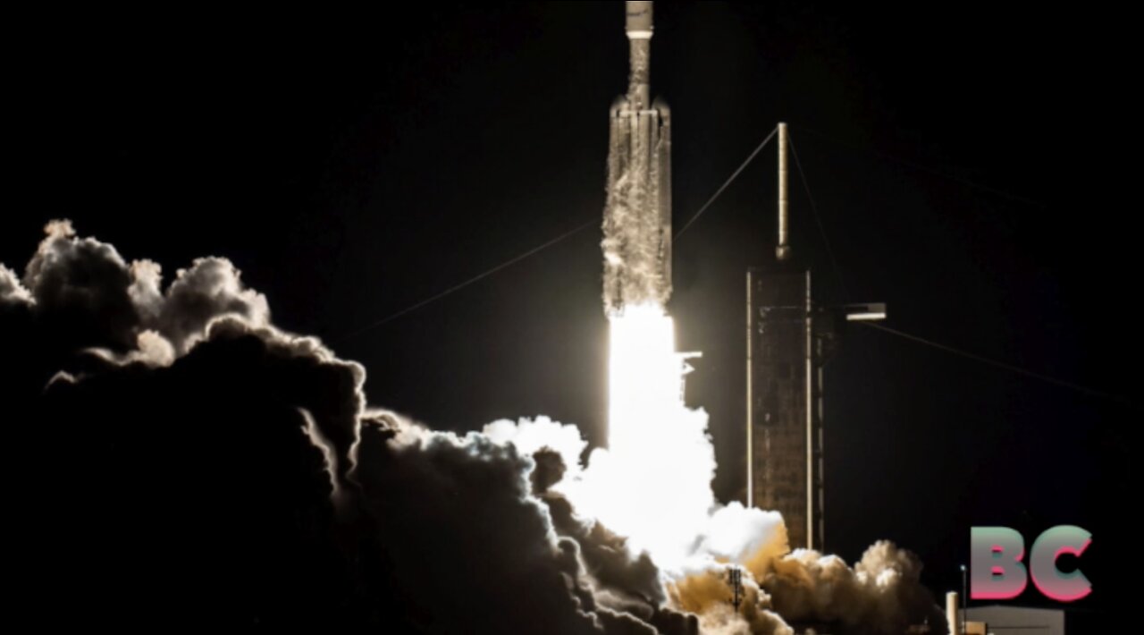 SpaceX Falcon Heavy launches first ViaSat-3 satellite