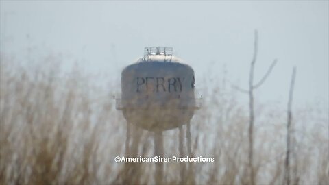 Noon Siren Ambience, Perry, Missouri