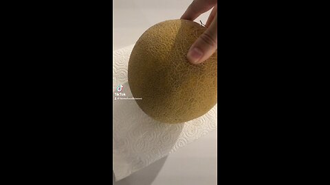 Fresh fruit 🍈🤙