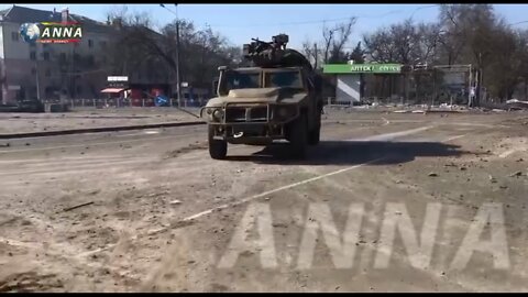 Russian and DPR troops patrolling streets around Azovstal Industrial Zone
