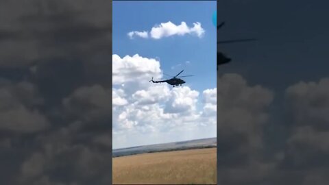 Night hunter "Mi-28 sweeps over the very heads of the fighters