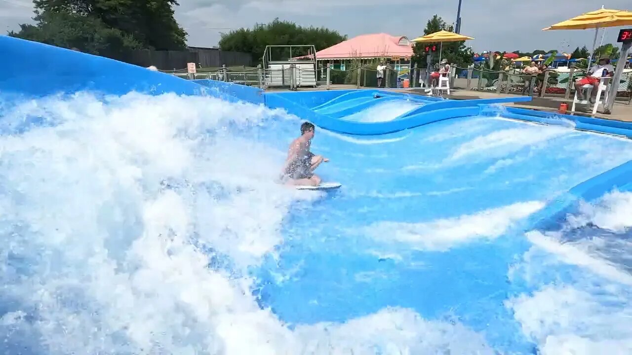 flowrider - Jake - 6 at Soak City, Kings Island (2022)