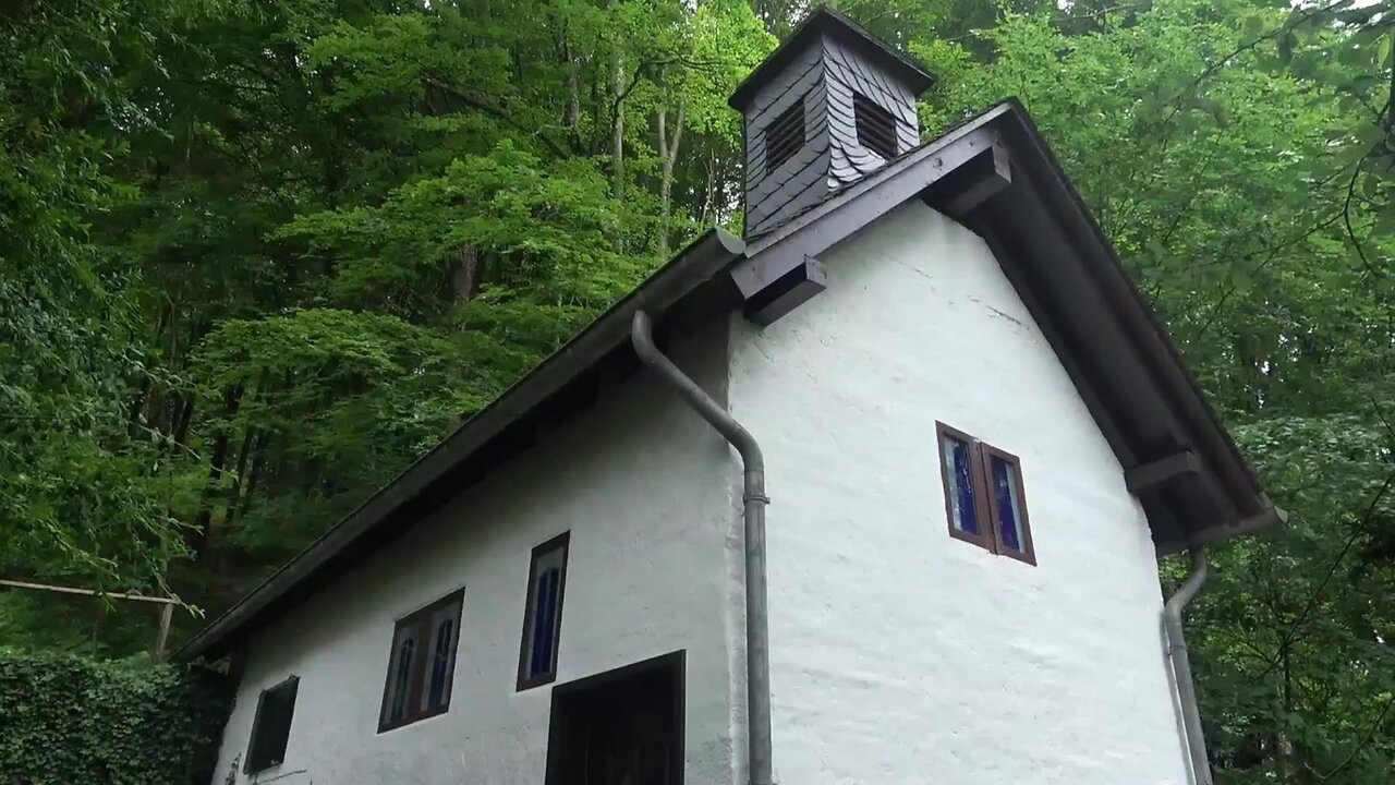 Kurzwanderung zur Kapelle Einsiedelei am Bitburger Stausee | Natur und Ruhe