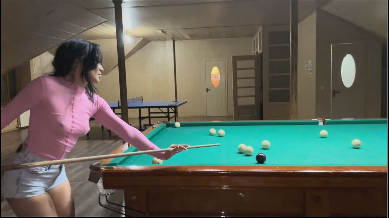 Carrie vs. Elly - Women's billiards - World Pool Masters