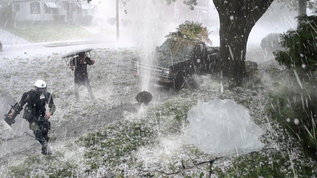 Back When Hail the size of a large snow stone fell in Germany! All big cities hold! Shock!