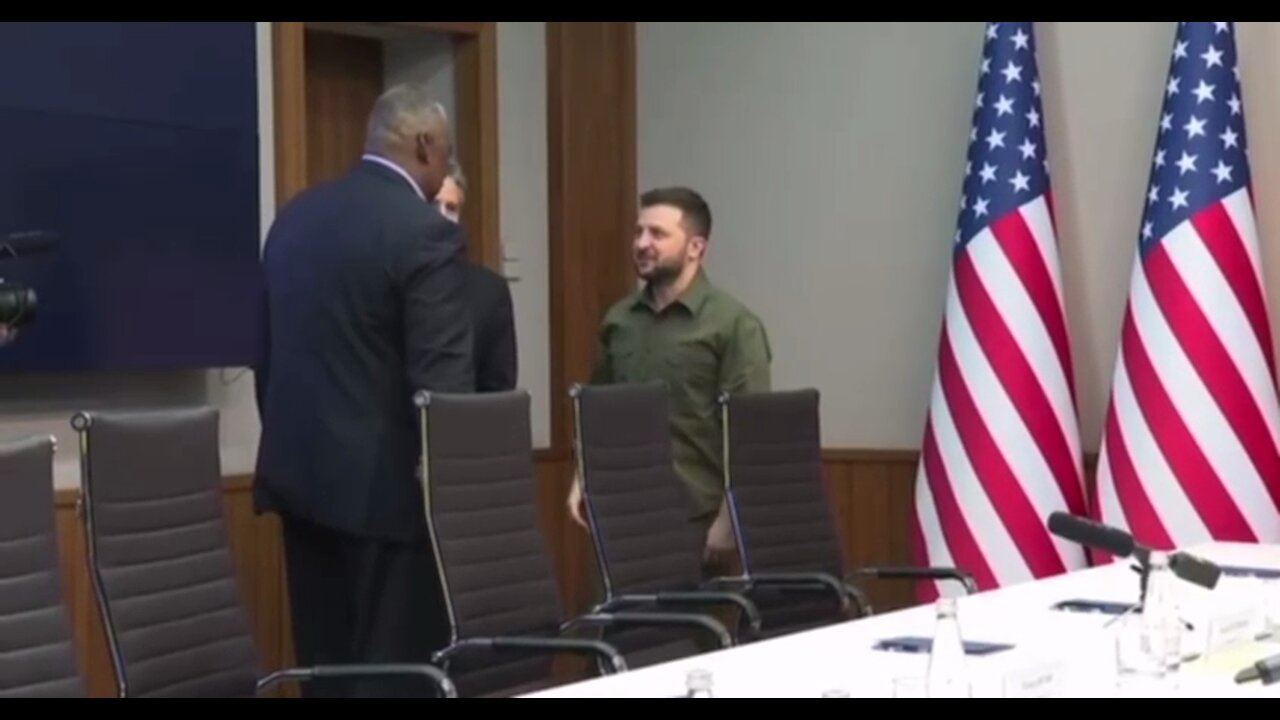 The head of the Pentagon greeted Zelensky with a Bandera slogan