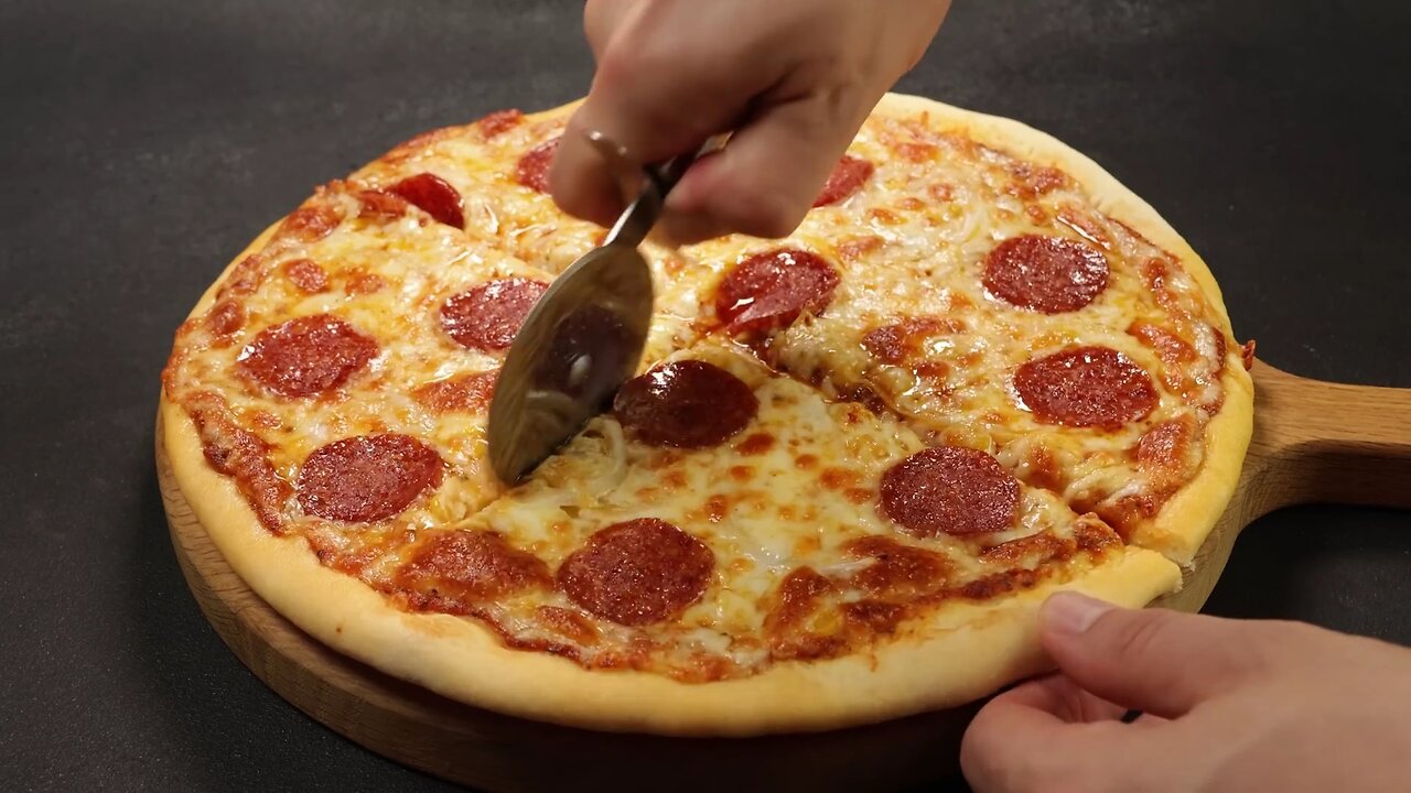 Pepperoni pizza