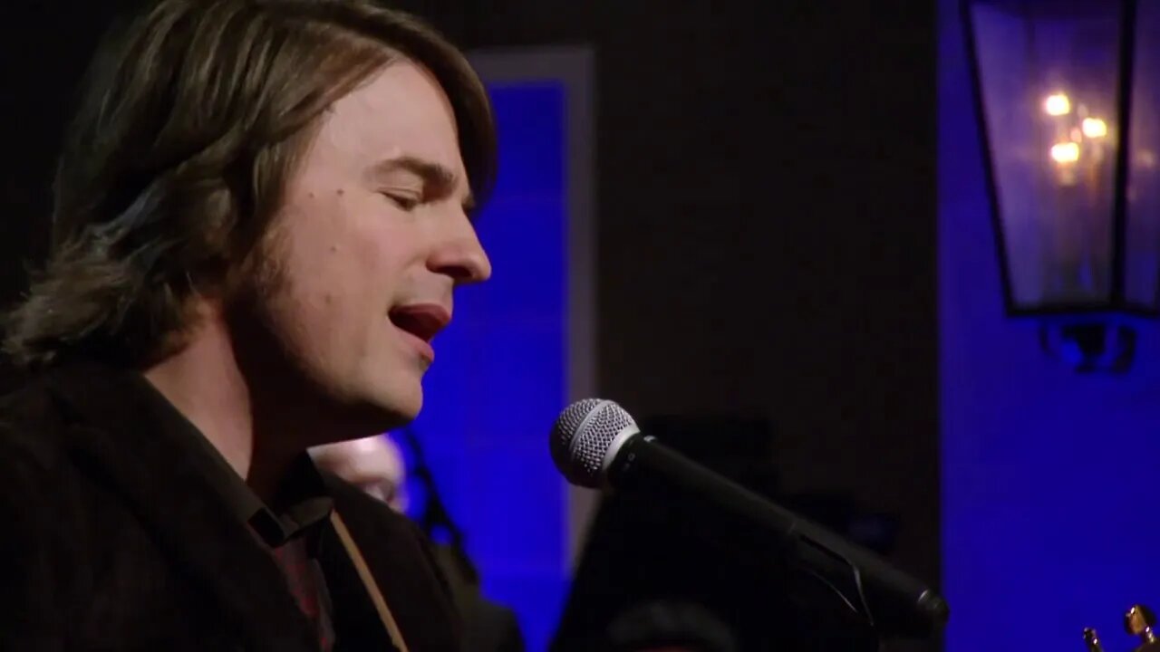 Jimmy Wayne - "Sara Smile" (Live on CabaRay Nashville)