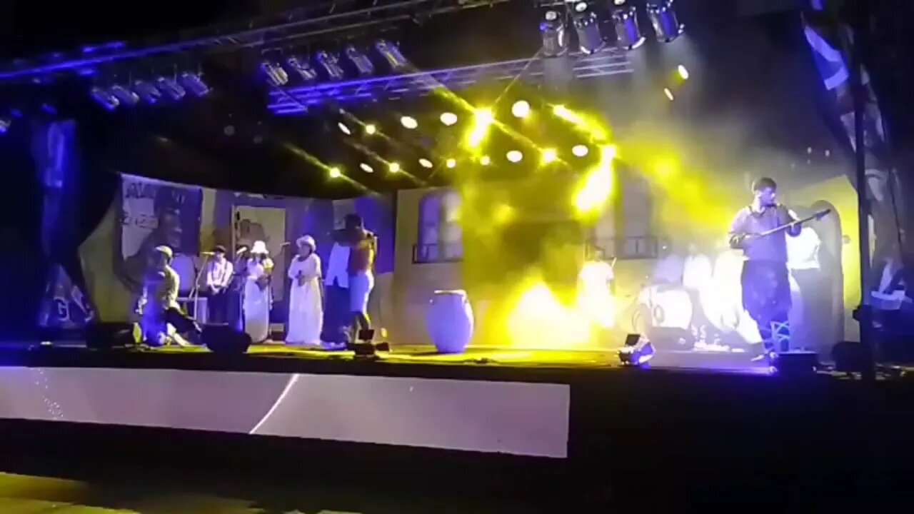 Comparsa MAKENNA en el escenario de Parque Rodó, Tacuarembó, Uruguay (20/02/2023)