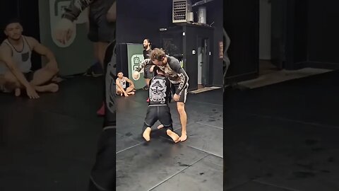 Wrestling and Jiu Jitsu Combo to the Back Take #bjj #wrestling #jiujitsu