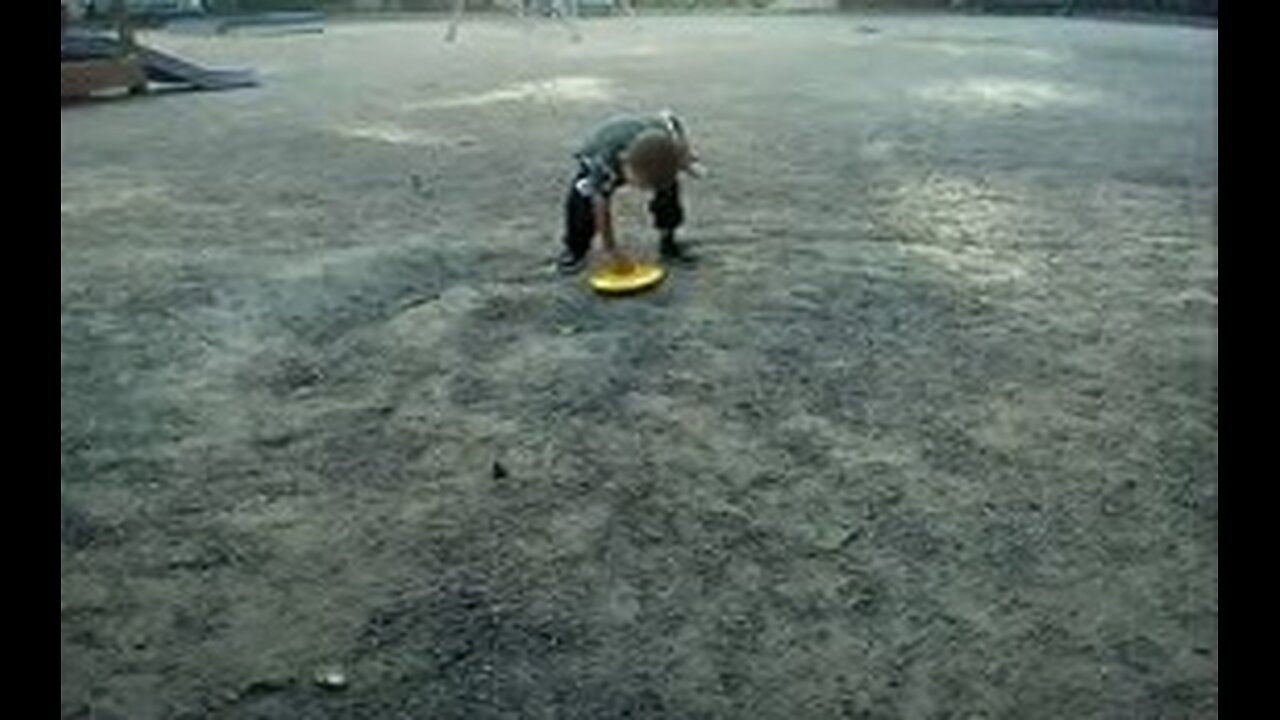 A boy with ice cream launches a UFO