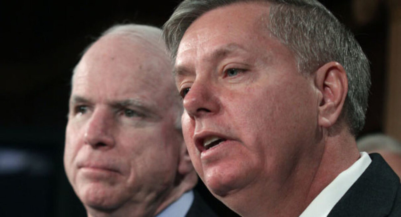 Traitors Lindsey Graham and John McCain plotting war with Ukraine military