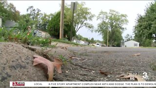 La Vista residents frustrated with lack of street and sewer repairs