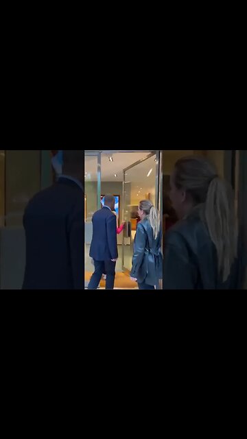 Janja vai às compras e Esbanja em Portugal