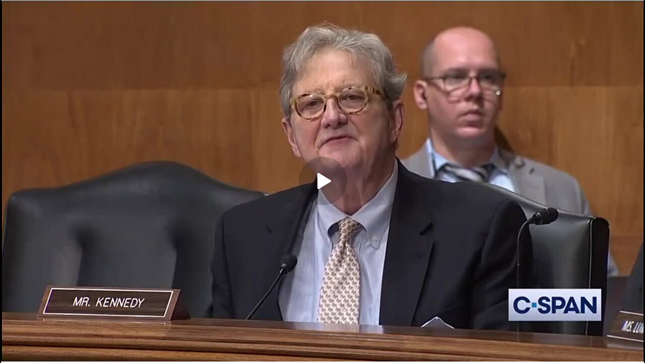 John Kennedy Goes Scorched Earth On FDIC Chair In Major Clip