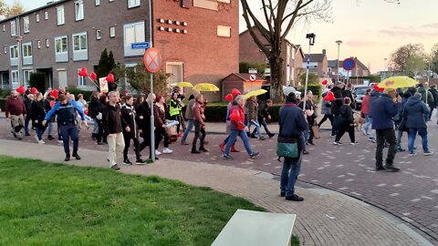 Fakkeltocht Landgraaf 7 mei 2021 Part 12
