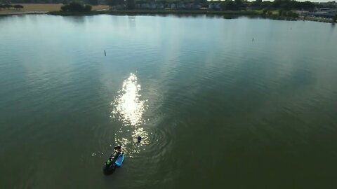 DJI FPV : Windsurfer Park [4K HD] (x619)