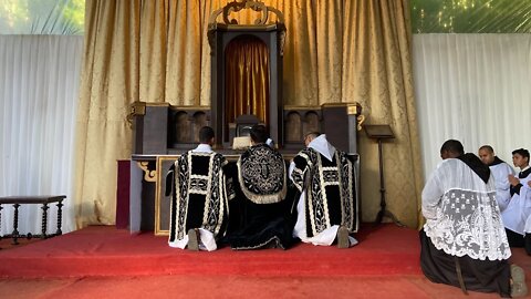 Sexta-feira Santa - Solene Canto da Paixão - Mosteiro da Santa Cruz