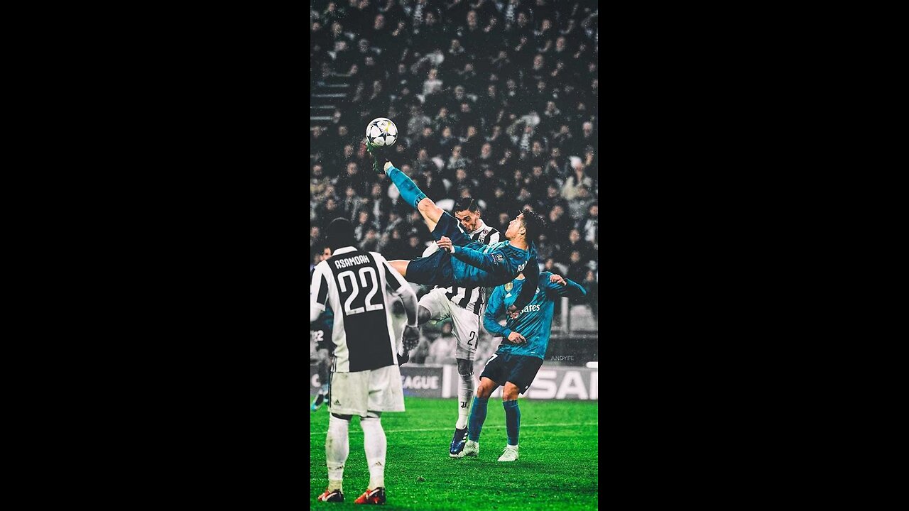 Ronaldo cycle shot😍😍😍. #ronaldo #fyp #football foryou