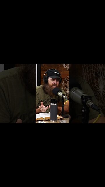 Jase & Missy Robertson Got Stuck Near a LOUD Popcorn Eater at the Movies