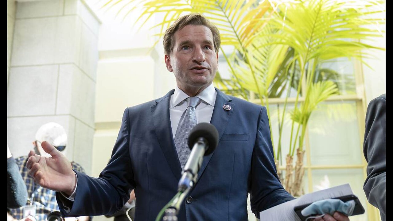 Dean Phillips Won't Suspend Presidential Campaign Despite Mass Layoffs, Humiliating Defeats