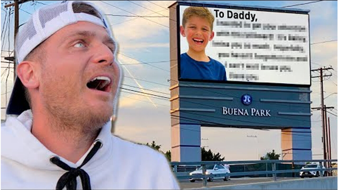 6 Year Old Makes Dad Cry With Emotional Billboard