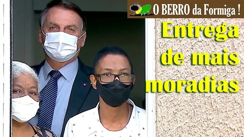 Bolsonaro entrega mais 435 moradias de baixa renda em São Sebastião-DF