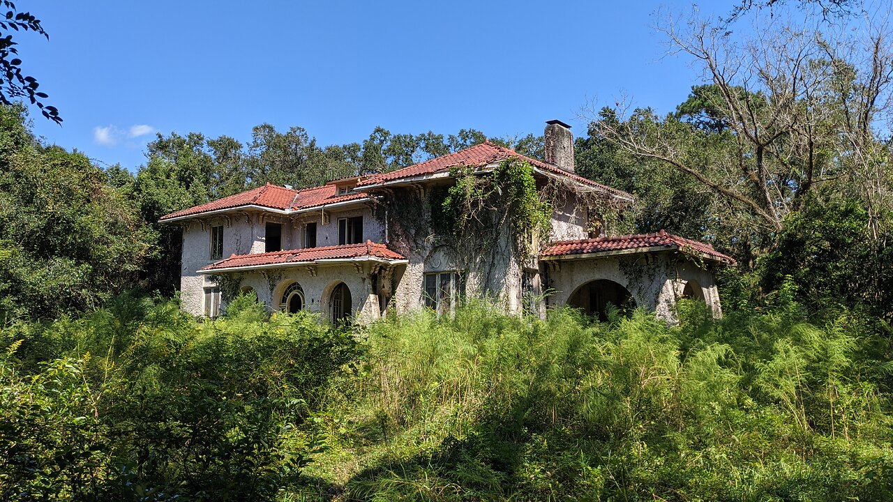 Abandoned Mansion Walkthrough