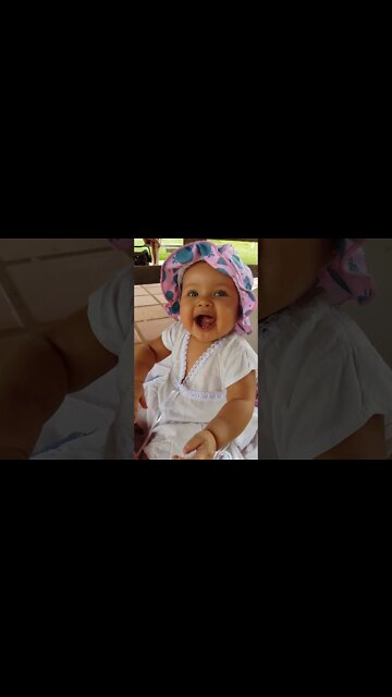 Bebê sorrindo - Smiling baby - मुस्कुराता हुआ बच्चा - #shorts #linda #bebe #viral