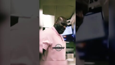 Shaq Buys Food For a Homeless Person