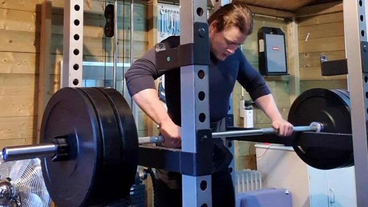 3x4 110 Kgs Anderson Squats. Rough session, today.