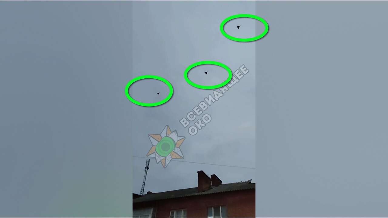 Russian "Geran-2" kamikaze UAVs in a ´swarm mode´