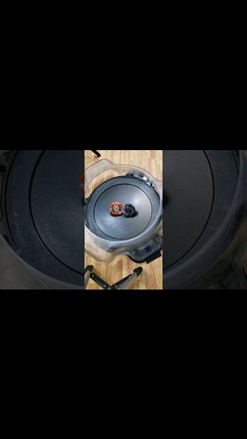 #Shorts - Glide Ragnaruk .Wh.R 1S vs Hollow Deathscyther .12A.HA' 4A - Beyblade Burst