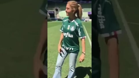 ATÉ A TIA LEILA BATE PÊNALTI MELHOR QUE OS JOGADORES DO PALMEIRAS 😂😅🤣