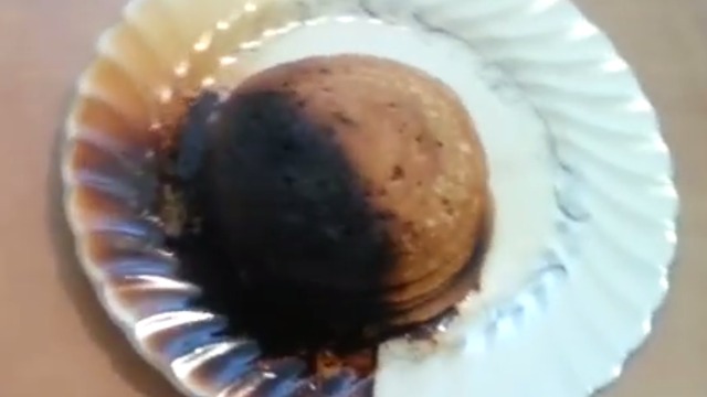 How In The World Did a 5yrs old Make Super Crunchy Pancakes