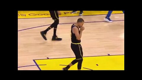 Steph Curry is Coming out the BENCH and the Crown Giving him a Standing Ovation!