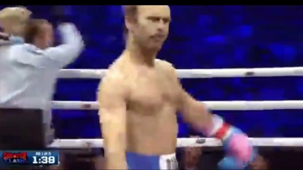 41-year-old YouTuber nicknamed ‘Dad’ batter 26-year-old opponent in just 22 seconds of boxing fight