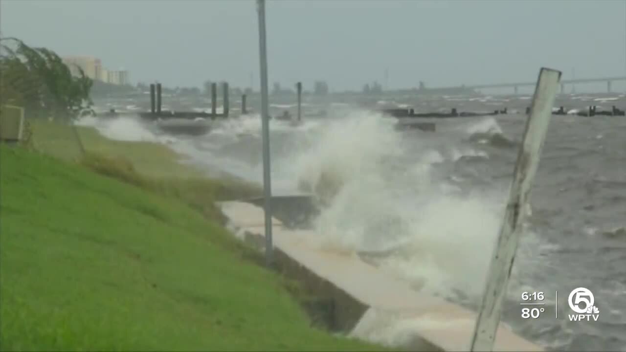 NOAA predicts an above-average hurricane season for 2022