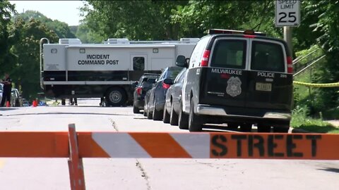 Suspect shoots himself, gun accidentally injures Milwaukee police officer near 11th and Keefe