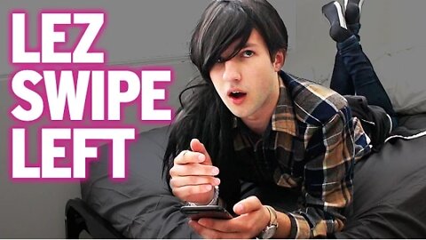 What Lesbians Do On Tinder! | Arielle Scarcella & Nickalaws