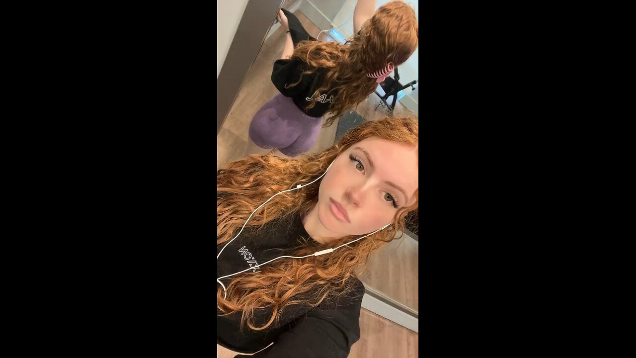 I have a 🍑🍑
