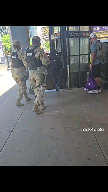 국가방위군 목격. 뉴욕시. 방탄복. 240905