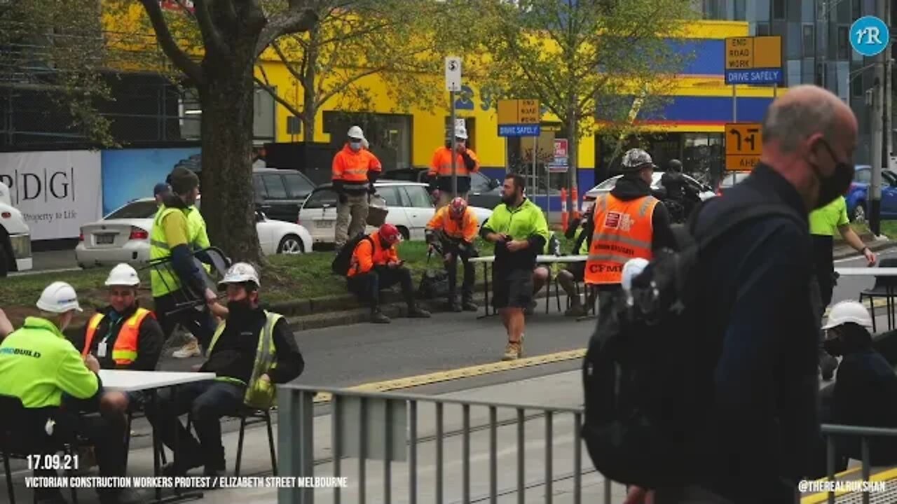 Victorian construction workers protest against government restrictions and mandates